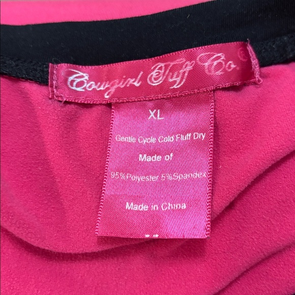 Cowgirl Tuff Fuchsia and Black Top size X-Large - Picture 8 of 8